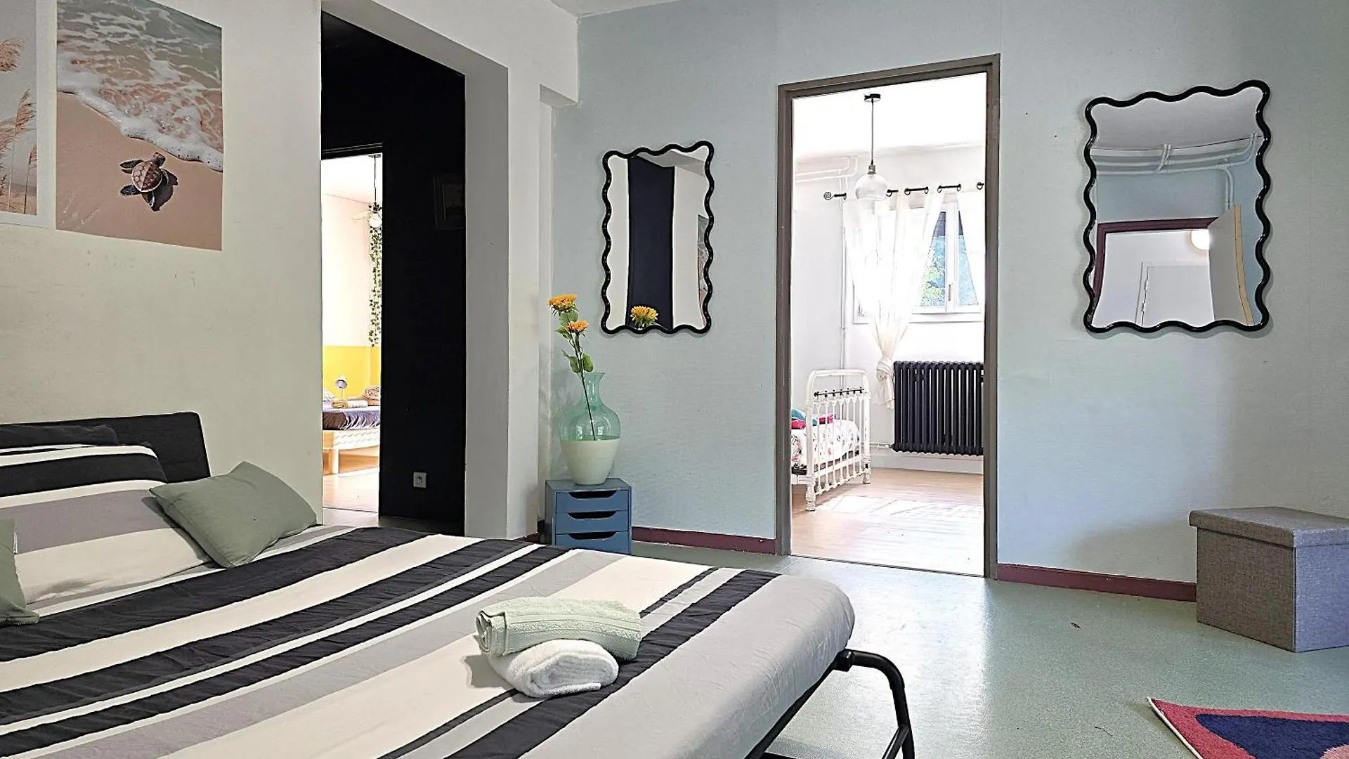 מונטובן Belle Villa Au Bord Du Canal - Piscine, Jardin Et Bois -14 Personnes - 6 Chambres - 5 Minutes De La Gare - Terrasses Et Pergola - Parking Gratuit 0*,