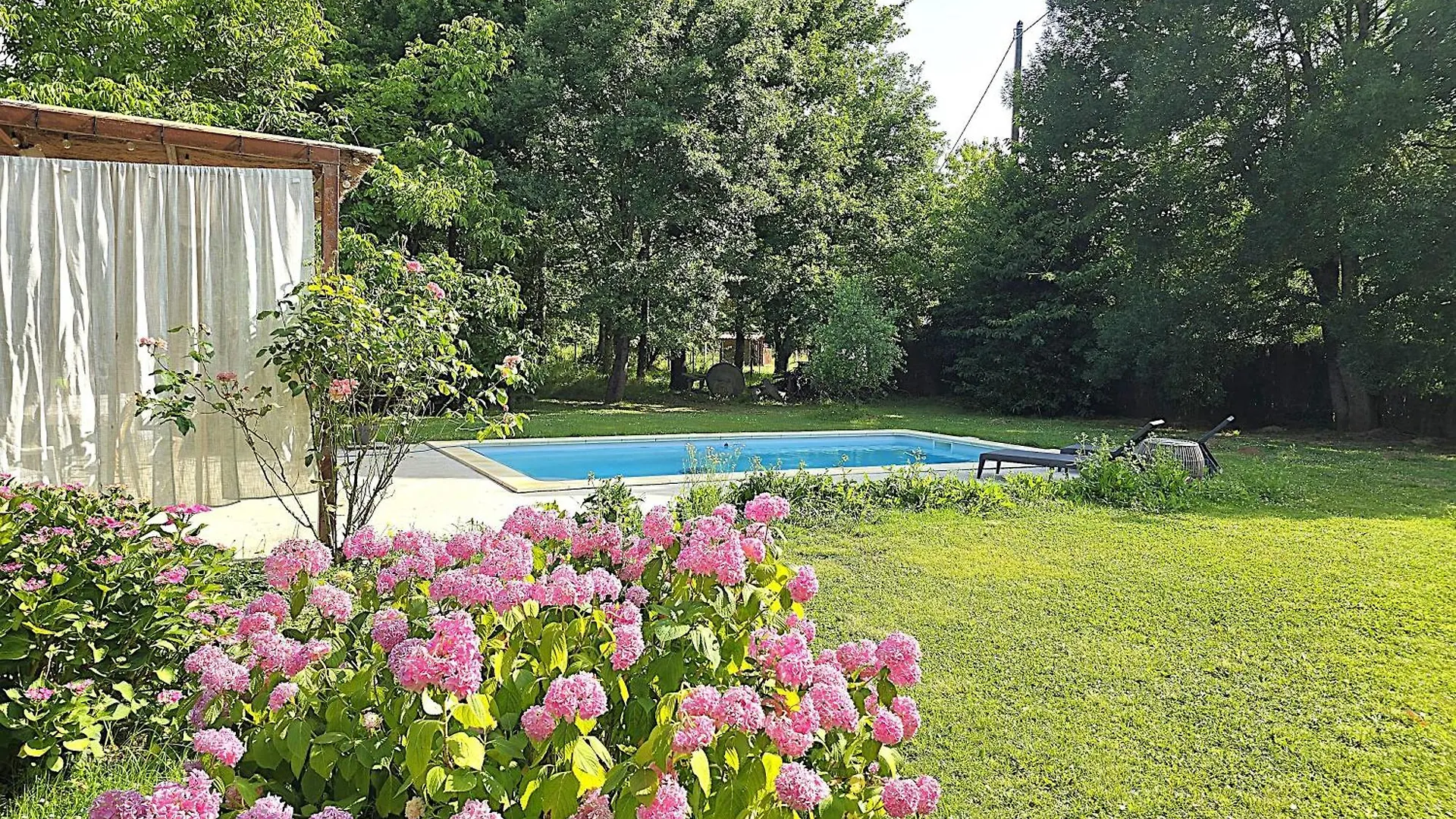 מונטובן Belle Villa Au Bord Du Canal - Piscine, Jardin Et Bois -14 Personnes - 6 Chambres - 5 Minutes De La Gare - Terrasses Et Pergola - Parking Gratuit
