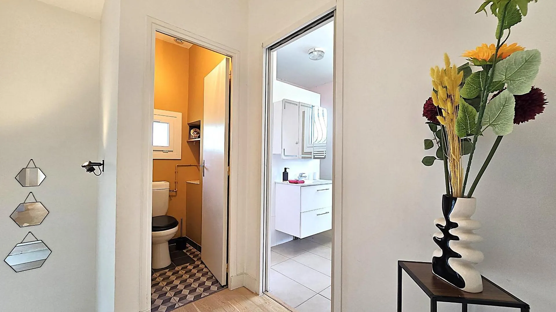 מונטובן Belle Villa Au Bord Du Canal - Piscine, Jardin Et Bois -14 Personnes - 6 Chambres - 5 Minutes De La Gare - Terrasses Et Pergola - Parking Gratuit